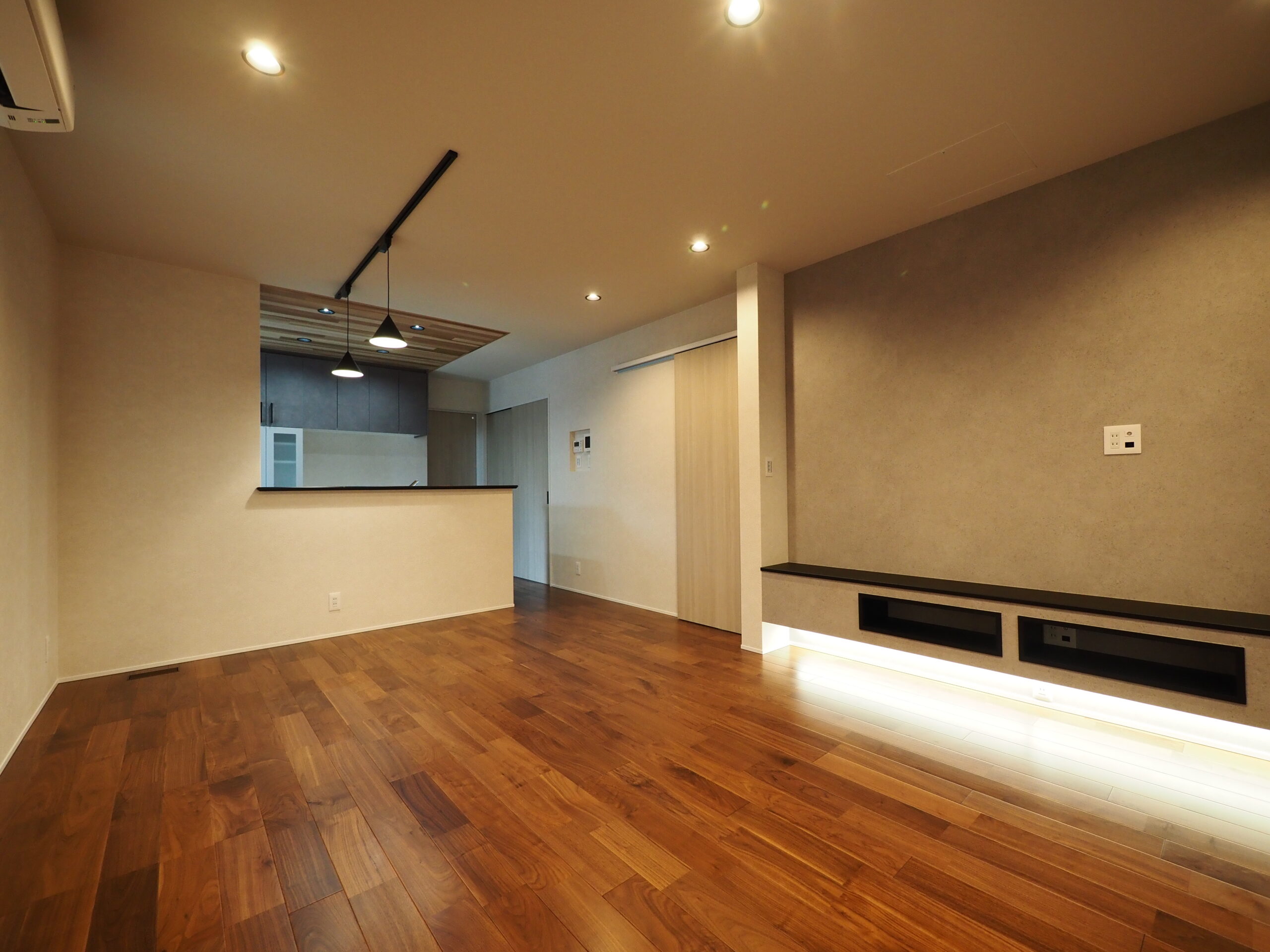 P3048471★